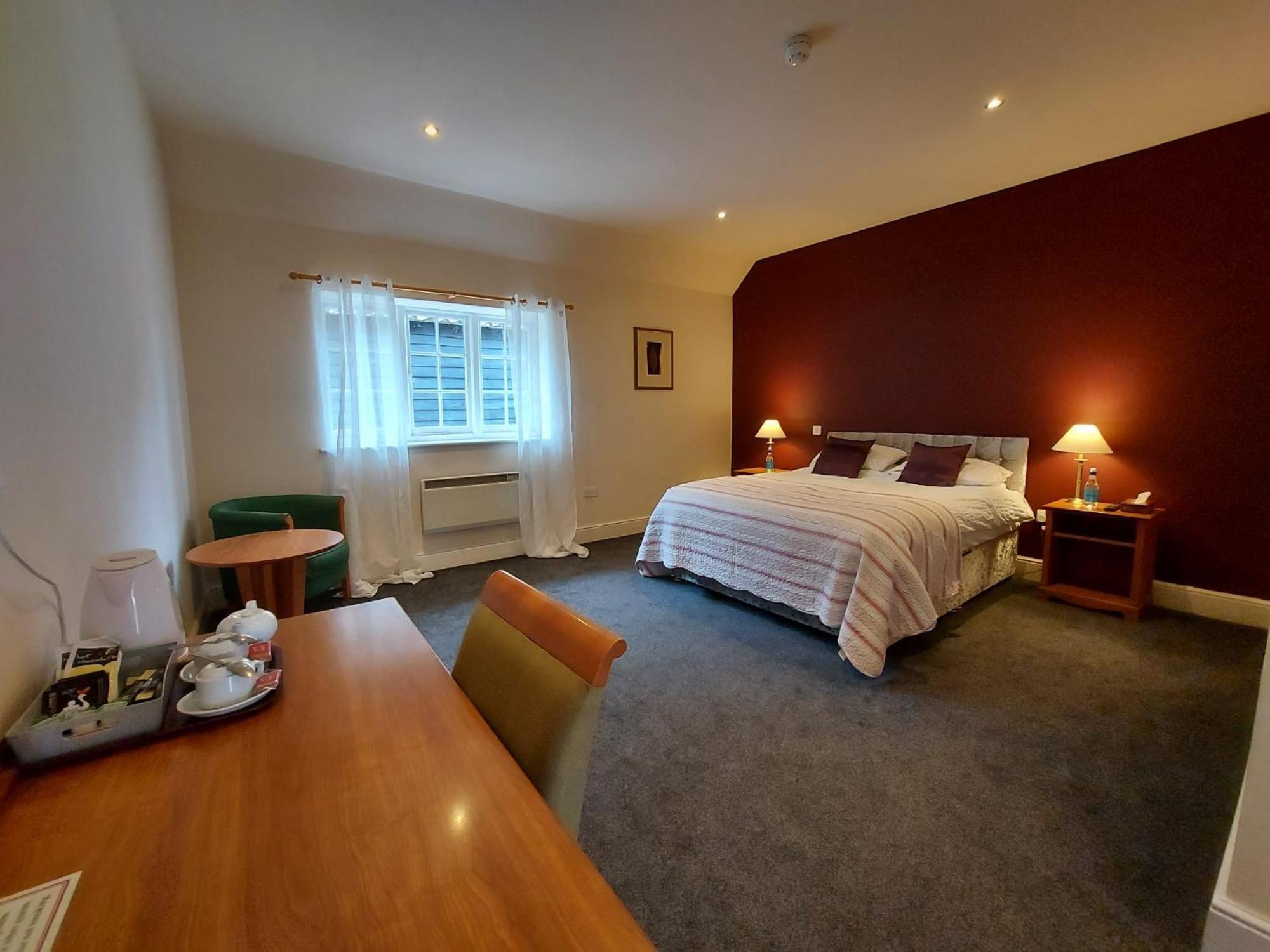 The Coach And Horses Bed and Breakfast Winchester Exteriör bild